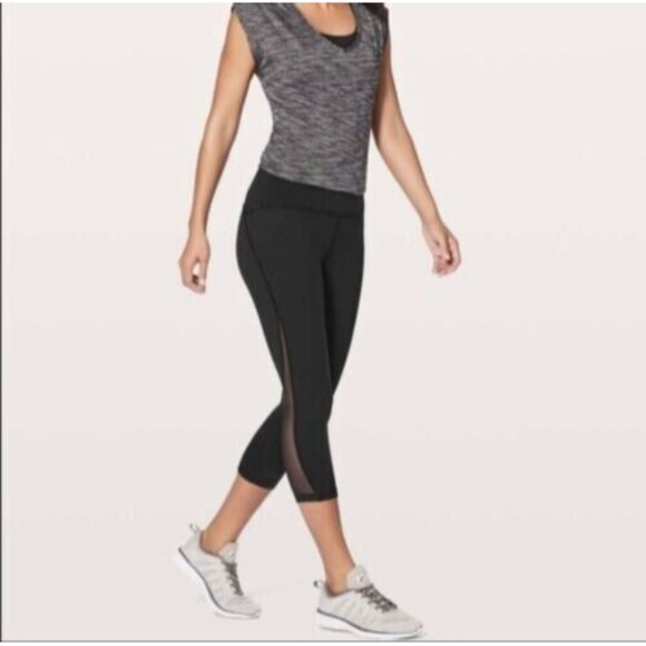 Lululemon Women's Train Times Crop Athleisure Mesh Cutout Leggings Size 4 Black - Picture 7 of 8